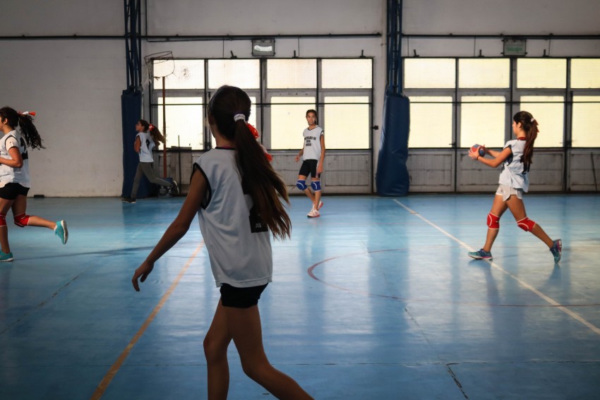 Madariaga se impuso a Las Toninas en el regional de hndbol