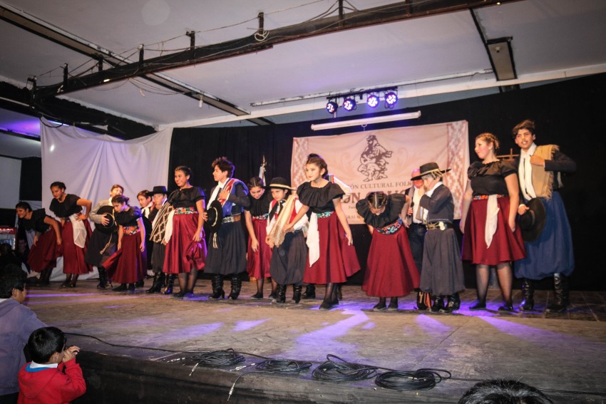 Jirn Gaucho festej su Aniversario 27 en el Club Deportivo El Len