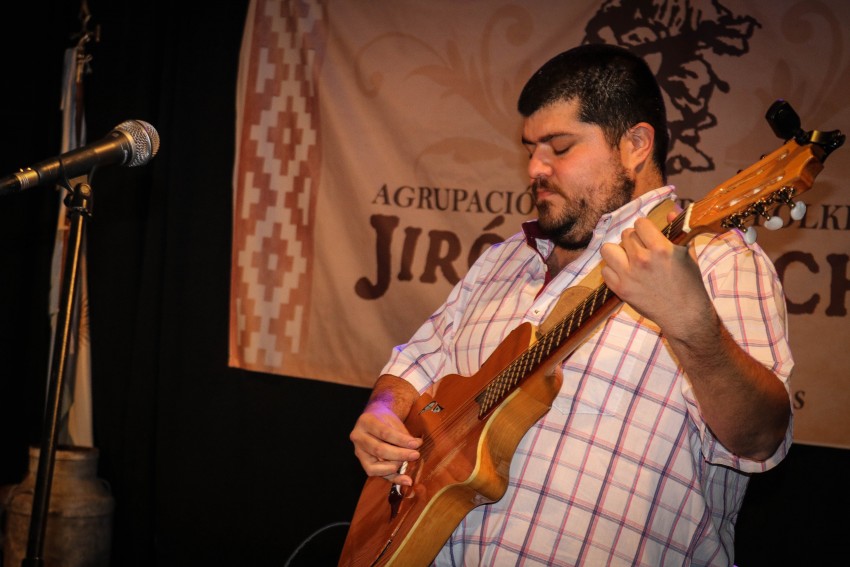 Jirn Gaucho festej su Aniversario 27 en el Club Deportivo El Len