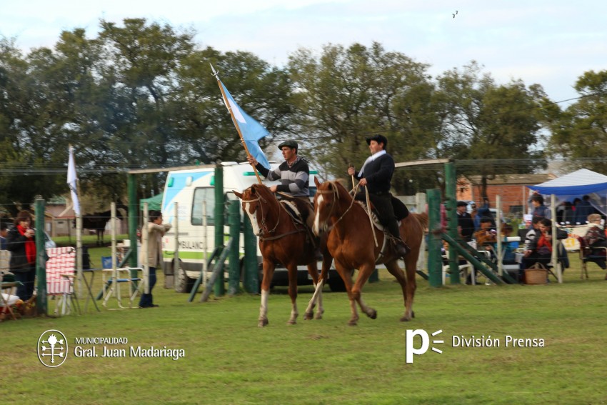 Jornada de jineteada en el predio de la Fiesta del Gaucho