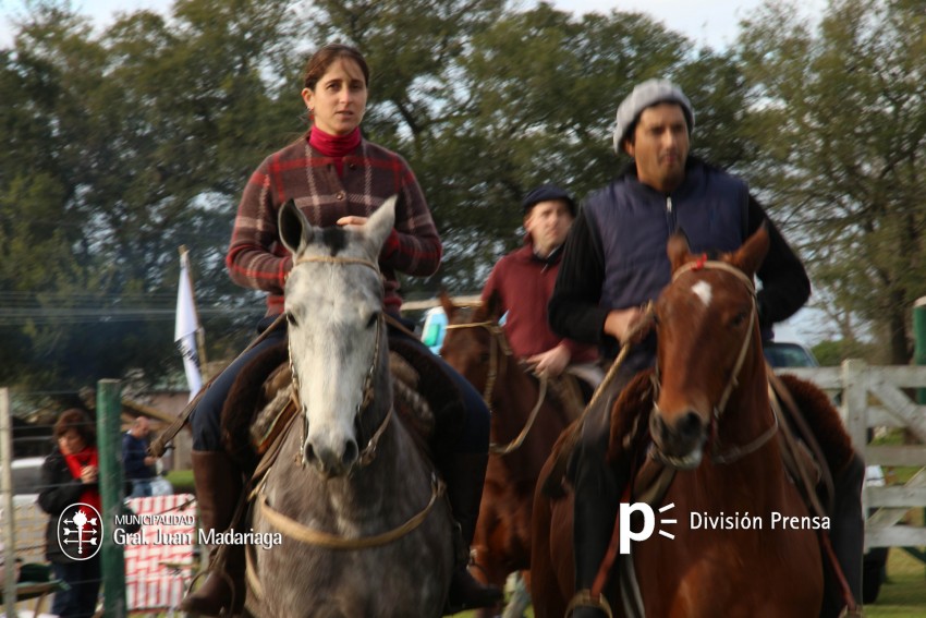 Jornada de jineteada en el predio de la Fiesta del Gaucho