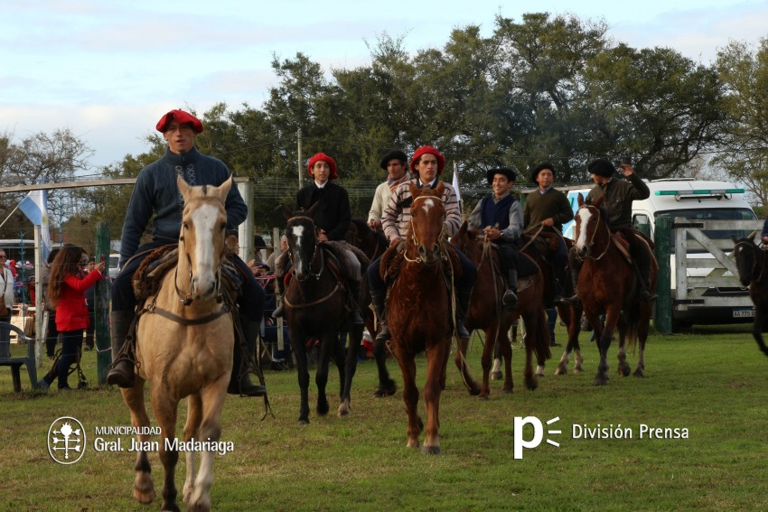 Jornada de jineteada en el predio de la Fiesta del Gaucho