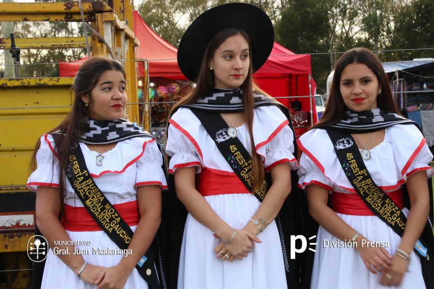 Jornada de jineteada en el predio de la Fiesta del Gaucho