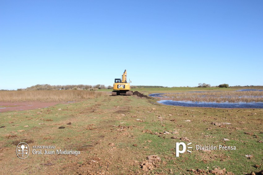 Abrieron un nuevo canal para escurrir las aguas de la zona sur