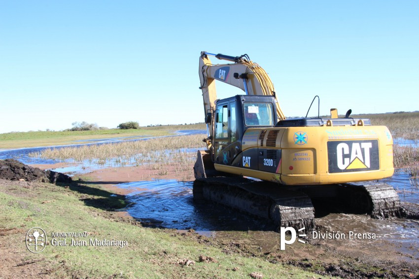 Abrieron un nuevo canal para escurrir las aguas de la zona sur