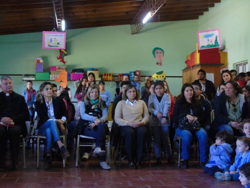 Autoridades municipales participaron de la inauguracin de una nueva s