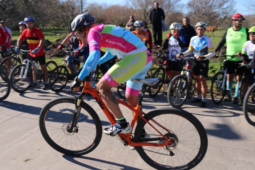 Excelente participacin de atletas en el duatln regional