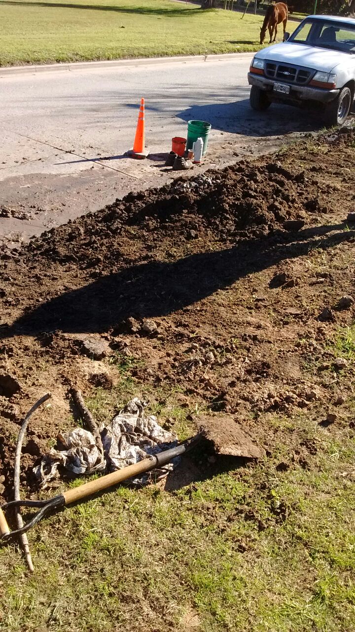 ABSA repar una caera en calle Rivadavia
