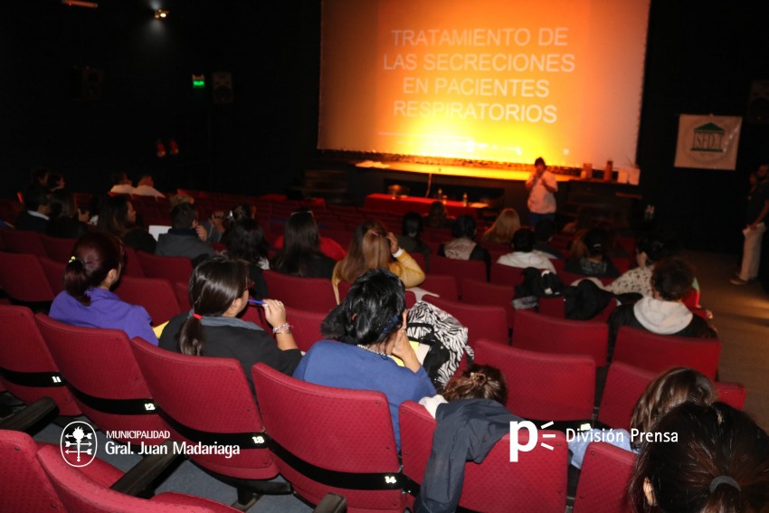 Inici la II Jornada de Enfermera en la Casa de la Cultura