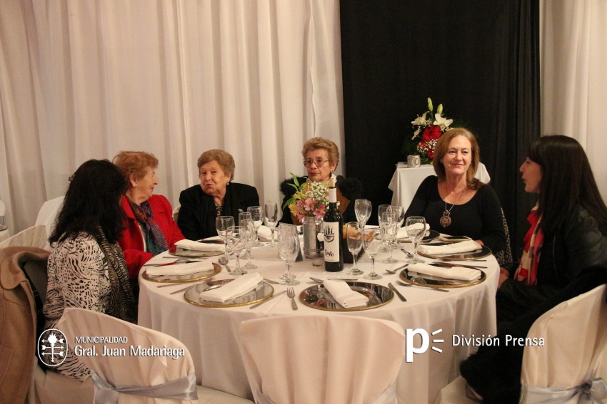 Se realiz� con �xito la cena a beneficio del Hospital