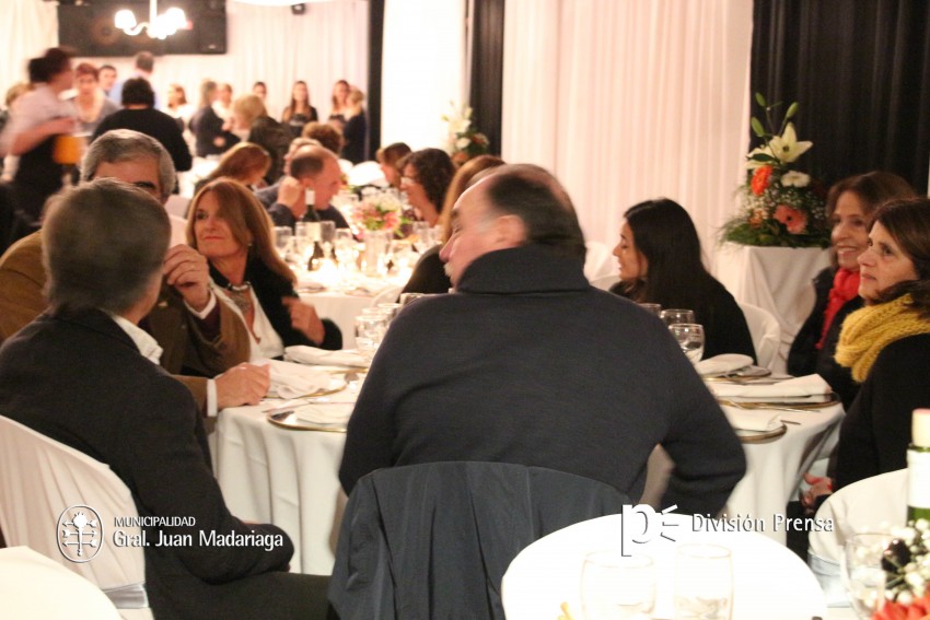 Se realiz� con �xito la cena a beneficio del Hospital