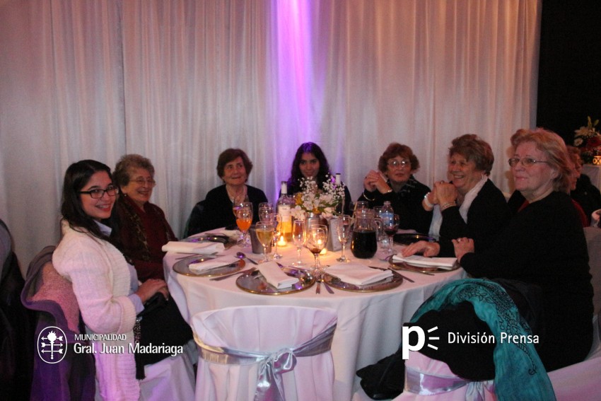 Se realiz� con �xito la cena a beneficio del Hospital