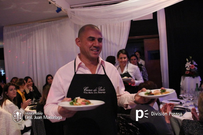 Se realiz� con �xito la cena a beneficio del Hospital