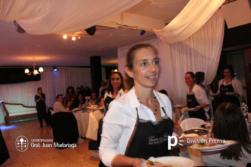 Se realiz� con �xito la cena a beneficio del Hospital