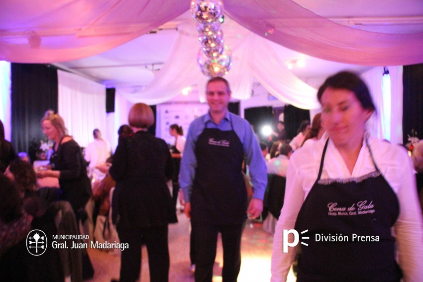 Se realiz� con �xito la cena a beneficio del Hospital