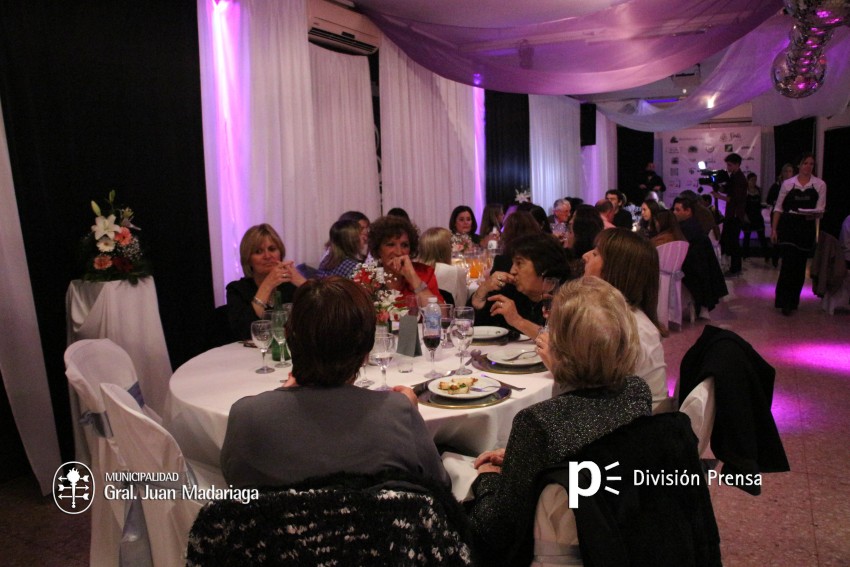 Se realiz� con �xito la cena a beneficio del Hospital