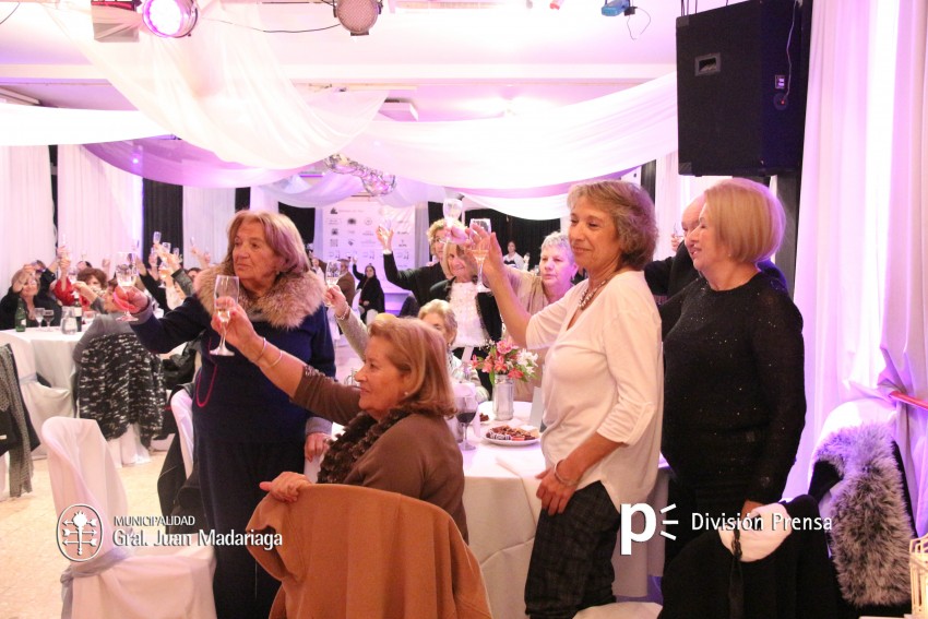 Se realiz� con �xito la cena a beneficio del Hospital