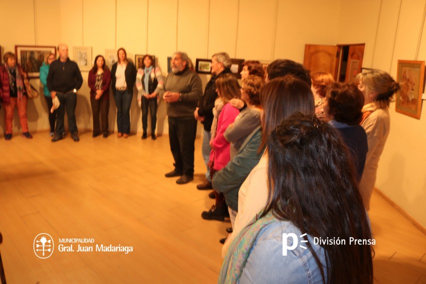 Con una importante cantidad de pblico se inaugur la muestra del Tal