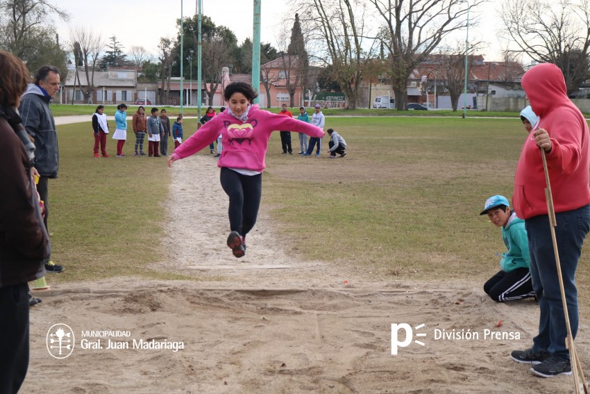 Se disput la etapa local de atletismo especial