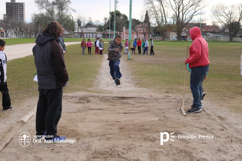 Se disput la etapa local de atletismo especial
