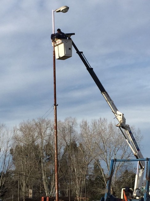 Distintas reas trabajan en el embellecimiento del acceso sur de la ci