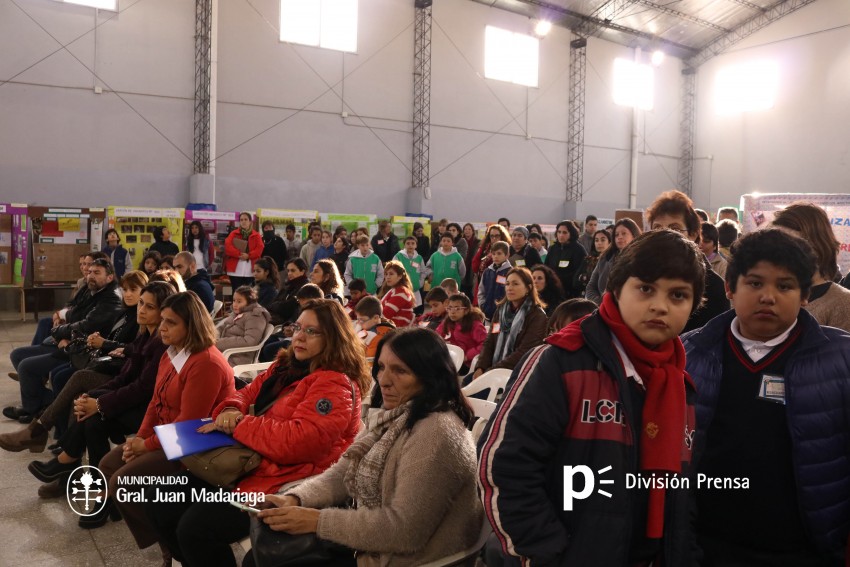 Inici con xito la Feria de Ciencia y Tecnologa