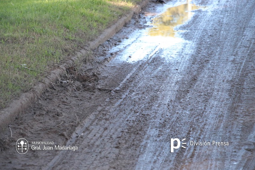 Defensa Civil pas por el barrio Belgrano para mejorar el escurrimient