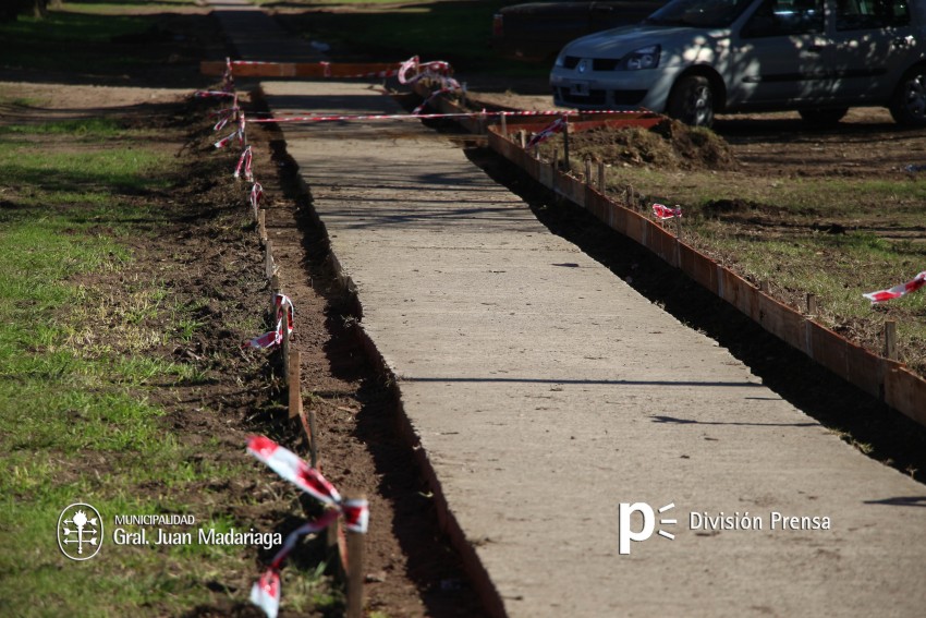 Empleados municipales realizan la parquizacin de la delegacin sur y 