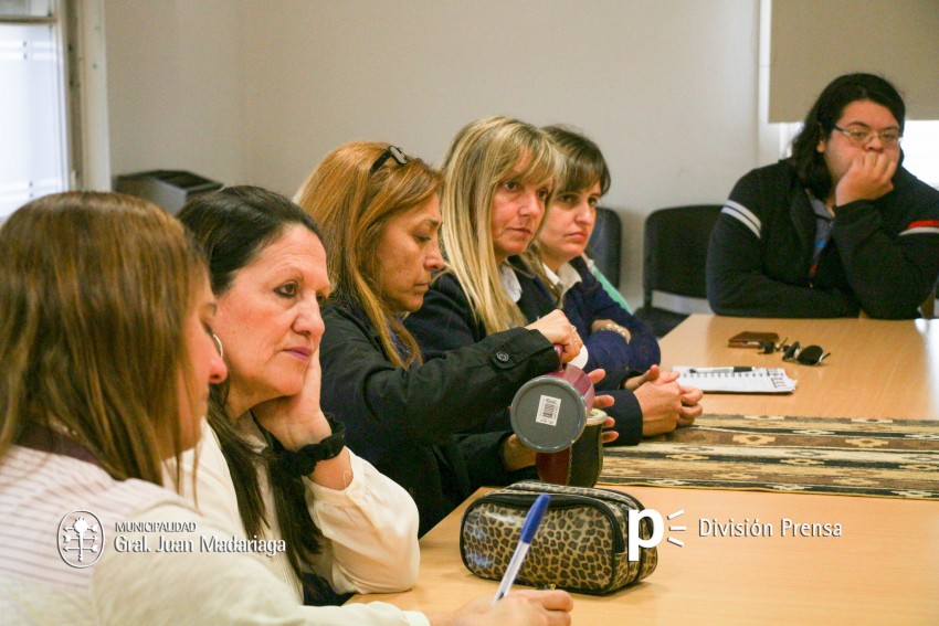 Planifican una propuesta educativa que involucre a jvenes madariaguen