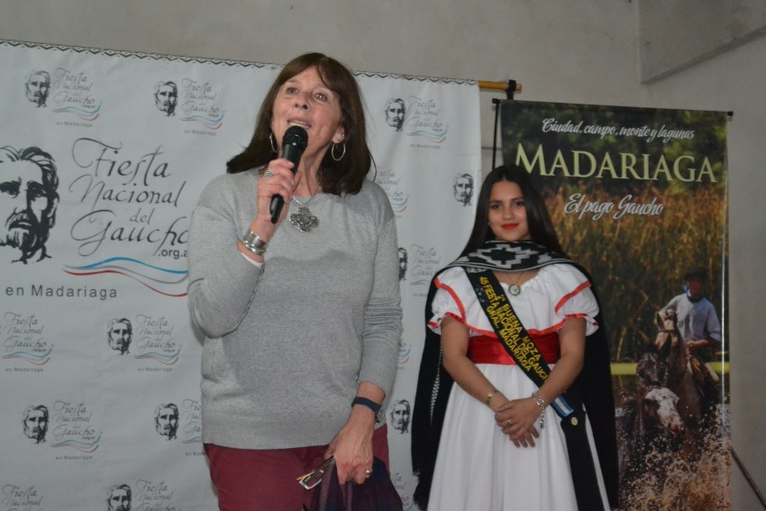 Los payadores tuvieron su noche en el SUM de Fiesta del Gaucho