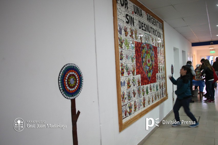 Inauguraron en el Hospital el mural Una manito para Conin