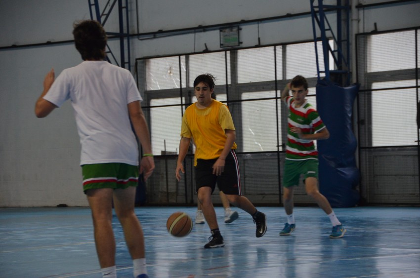 Jvenes de Corrientes visitaron Madariaga y disputaron partidos amisto