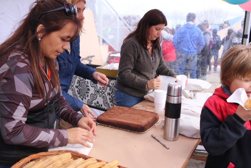 Multitudinario festejo por el da del nio en el Paseo del Bicentenari