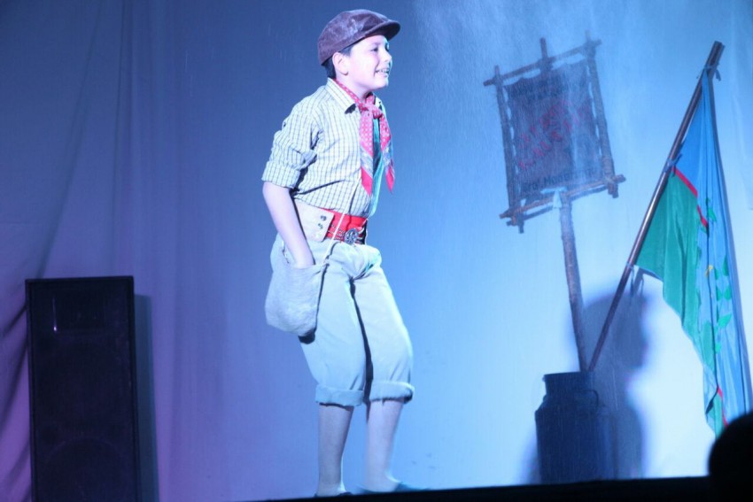 Ms de 10 localidades participan del Encuentro Provincial de Danzas Fo