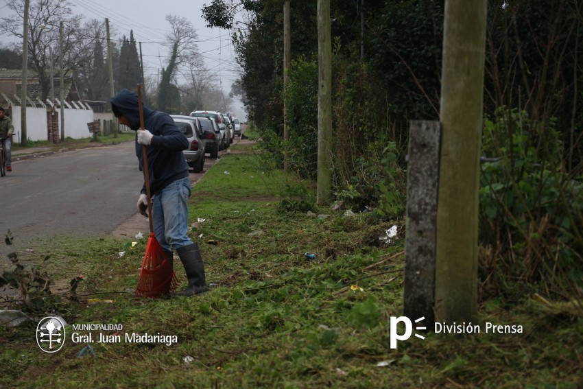 Defensa Civil realiza tareas de prevencin en distintos puntos de la c