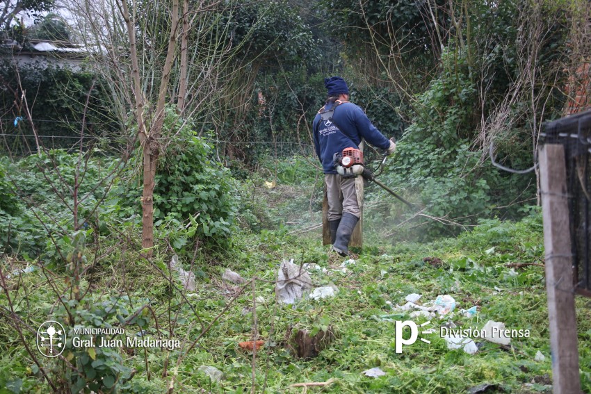 Defensa Civil realiza tareas de prevencin en distintos puntos de la c