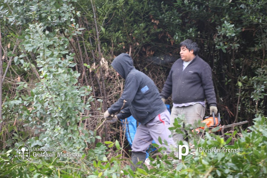 Defensa Civil realiza tareas de prevencin en distintos puntos de la c