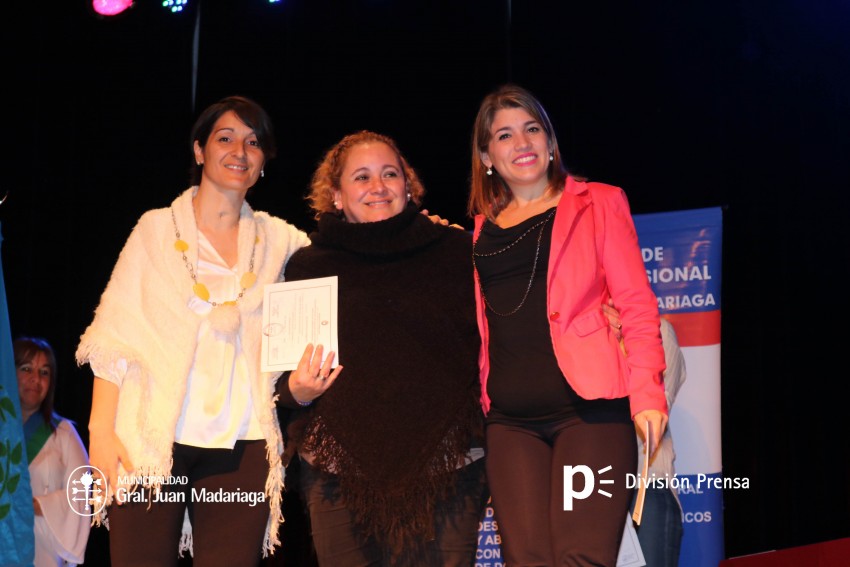 Entregaron diplomas a egresados de cursos de formacin profesional