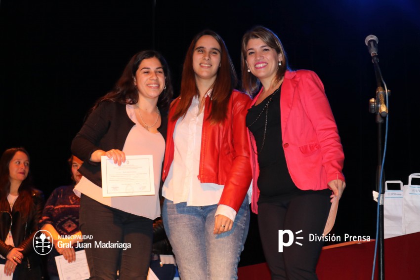 Entregaron diplomas a egresados de cursos de formacin profesional