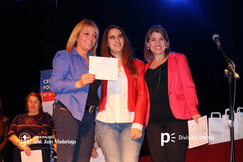 Entregaron diplomas a egresados de cursos de formacin profesional