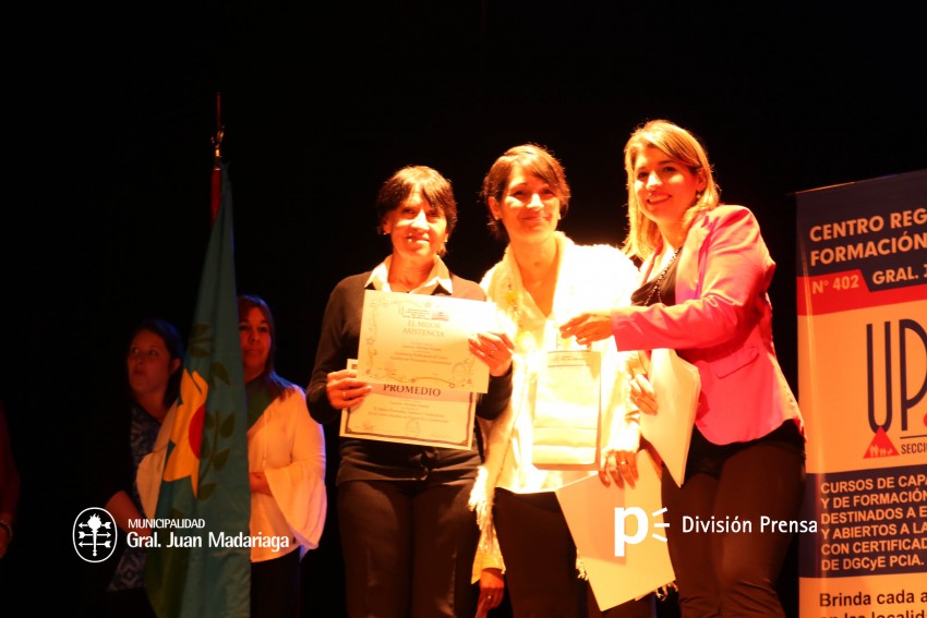 Entregaron diplomas a egresados de cursos de formacin profesional