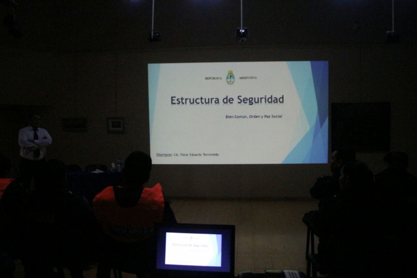 Realizaron charla de capacitaci�n para personal del �rea de seguridad