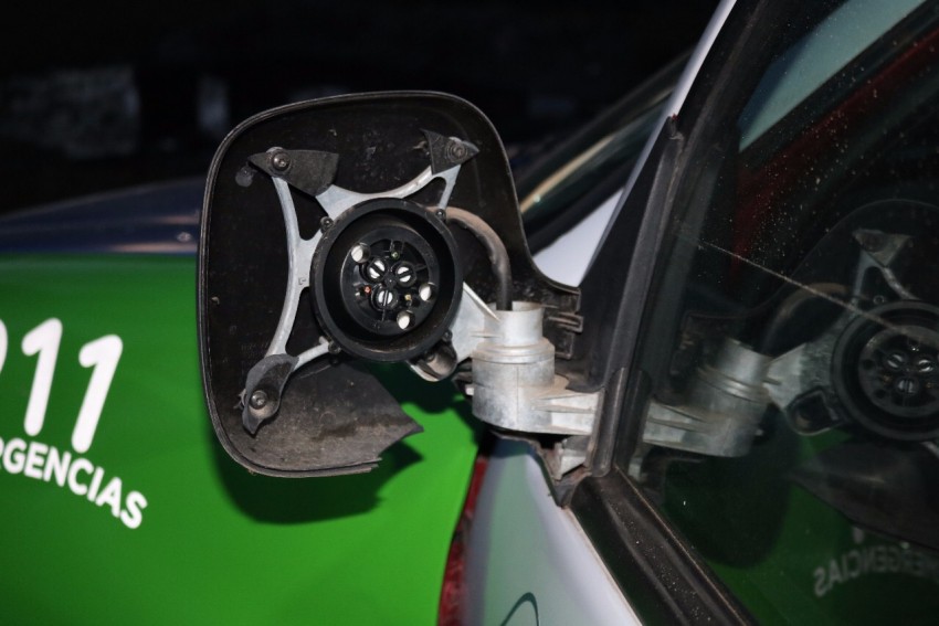 Aprehendieron a tres personas por el ataque a una patrulla policial