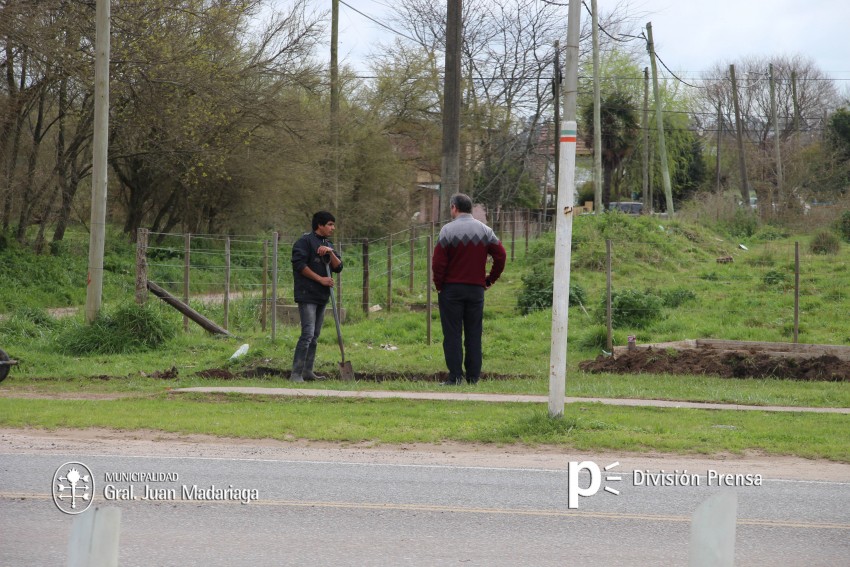 Santoro recorri la obra del cordn cuneta y la de construccin de ver