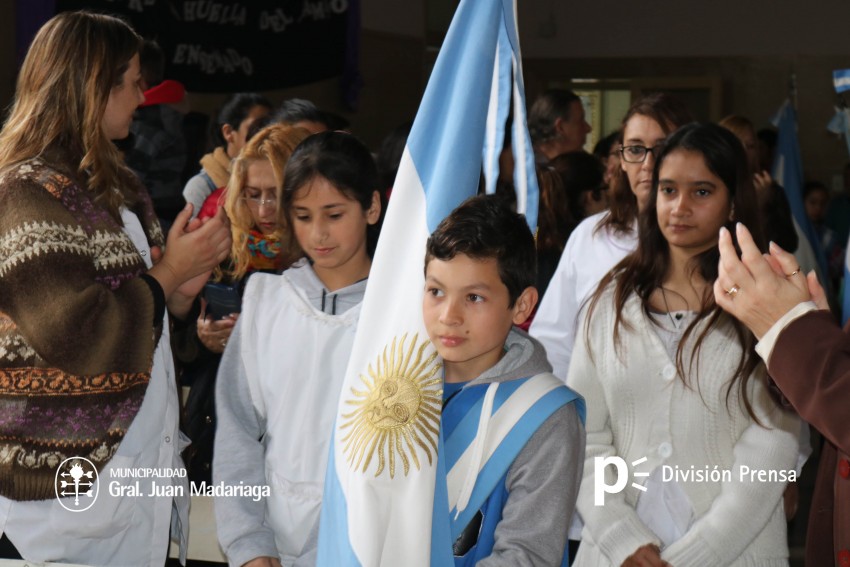 Se realiz el homenaje unificado por el Da del Maestro
