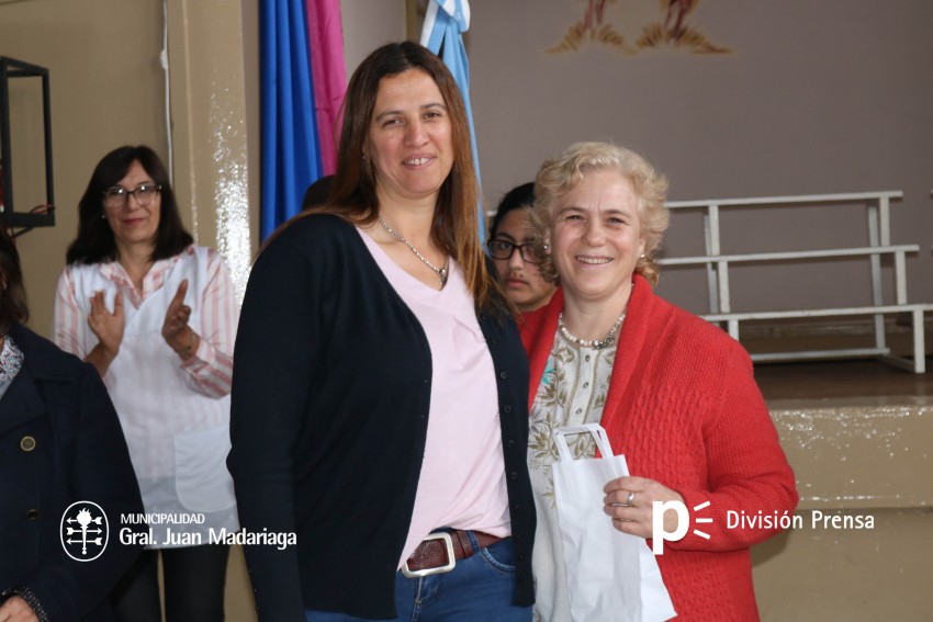 Se realiz el homenaje unificado por el Da del Maestro