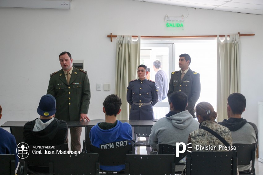 Autoridades del Ejrcito brindaron informacin sobre las alternativas 