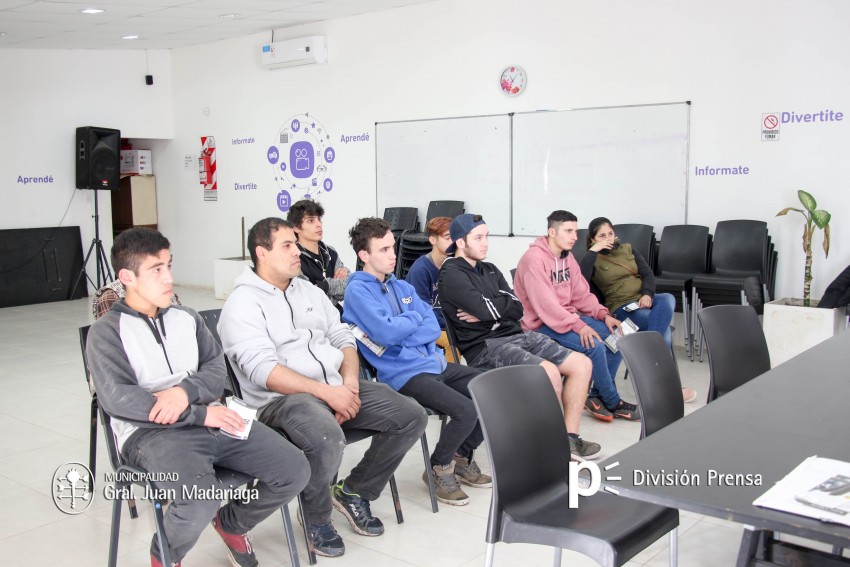 Autoridades del Ejrcito brindaron informacin sobre las alternativas 