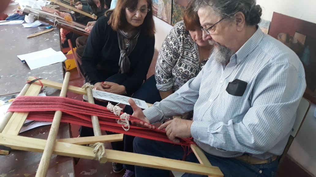 Clnica de telar mapuche en Bellas artes