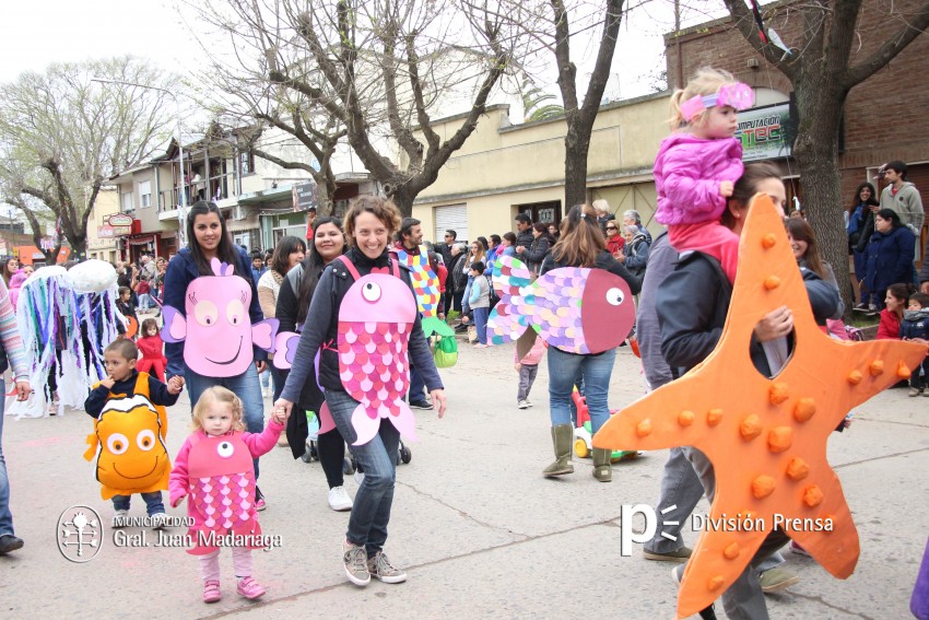 Conoc a las instituciones premiadas por su participacin en el desfil